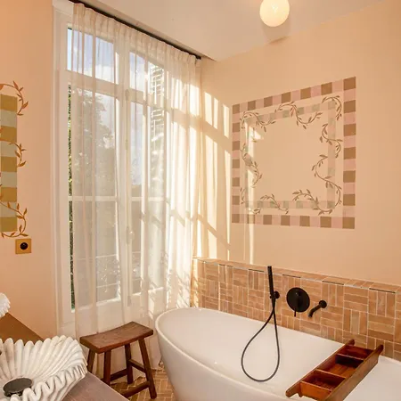 La Douce Hotel