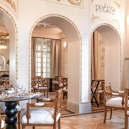 Hotel La Douce *