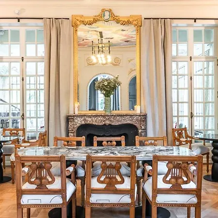 La Douce Hotel
